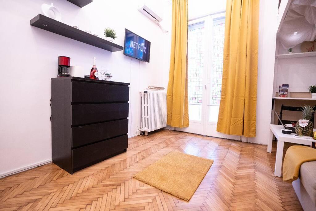 Ferienwohnung Cozy Studio Near Cismigiu Park Bukarest Exterior foto